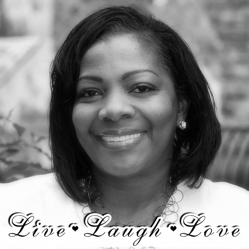 Meet your Posher, Misti